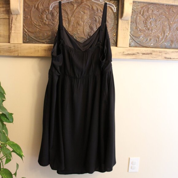 NWT Torrid Mini Wash Challis Skater Dress Deep Black size 3X - Picture 3 of 10